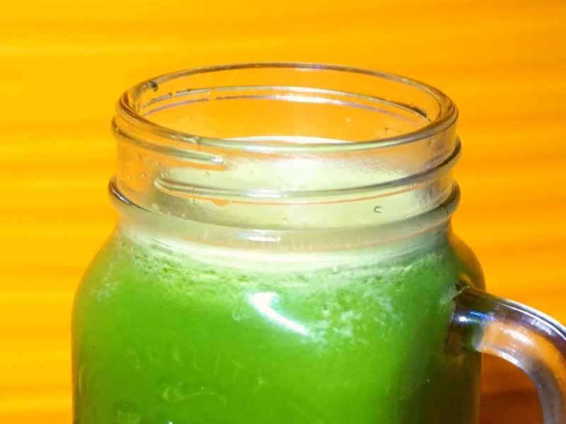 Sulforafan: jarmuż, cytryna,&nbsp;jabłko